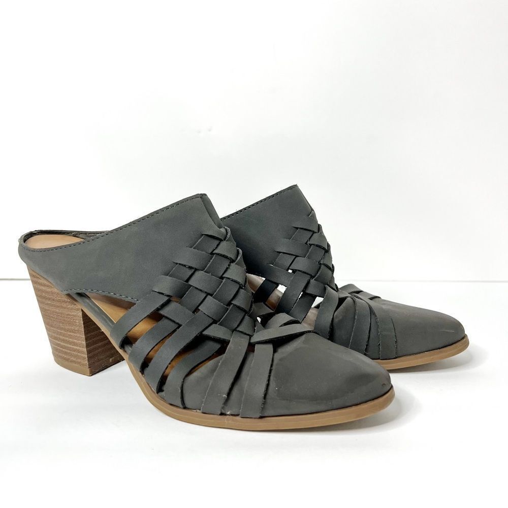 Universal Thread Grey Heeled Mules